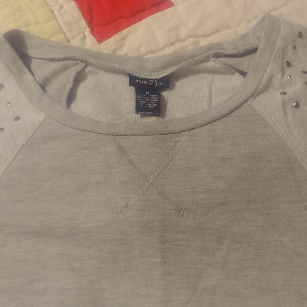 *3 for$10*Skull top - Picture 2 of 4